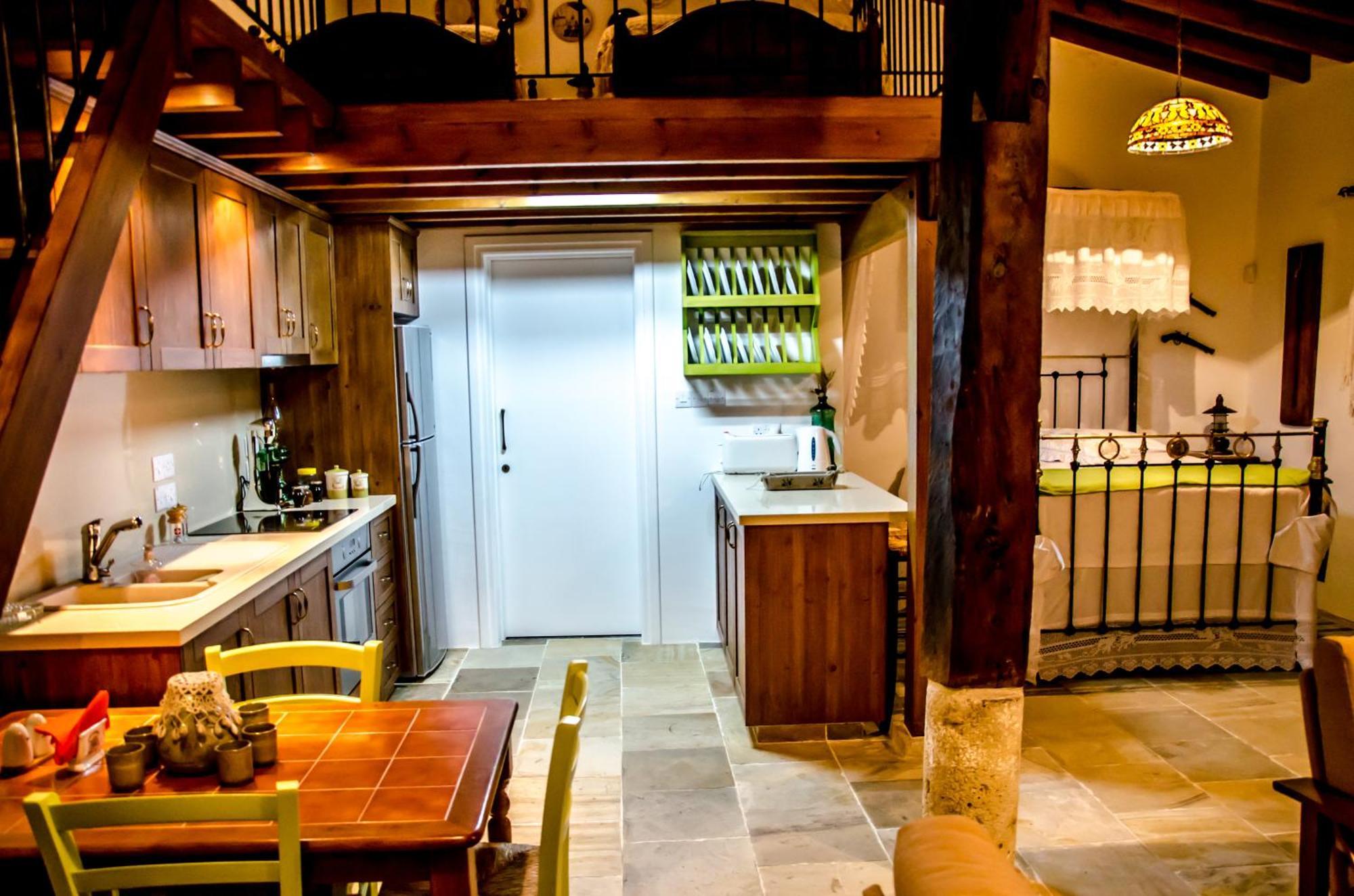Xenios Cottages Lofou Zimmer foto