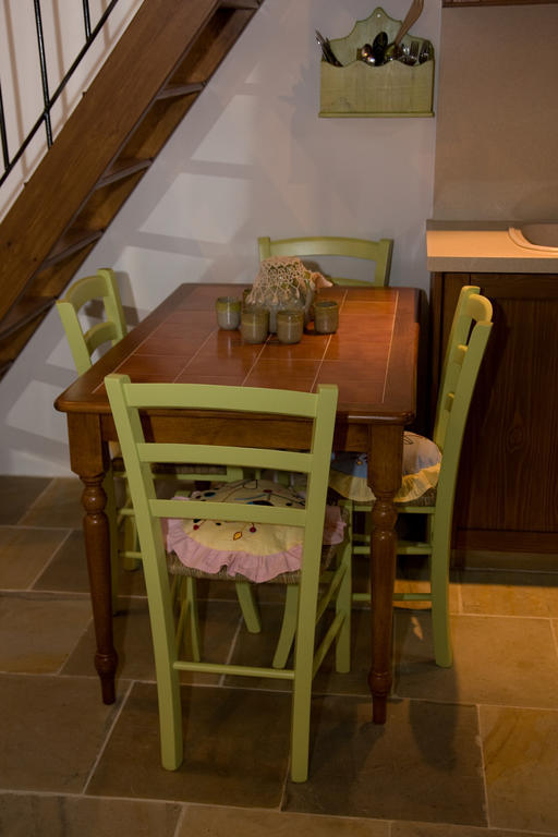 Xenios Cottages Lofou Zimmer foto